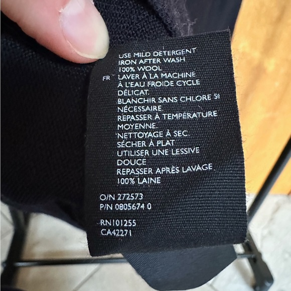 COS 100% Wool Navy Sweater - Picture 4 of 4